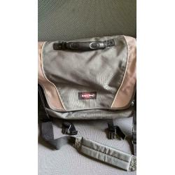 Laptop tas Eastpak