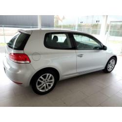 Volkswagen Golf 1400cc benz slechts 112000km super mooi.