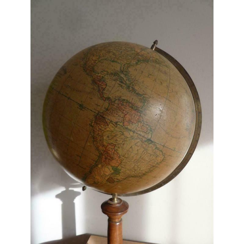 Ancien globe terrestre Aaardglobe Kramers &Zoon's mappemonde