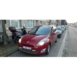 Renault Grand Scenic 2011.15.dci