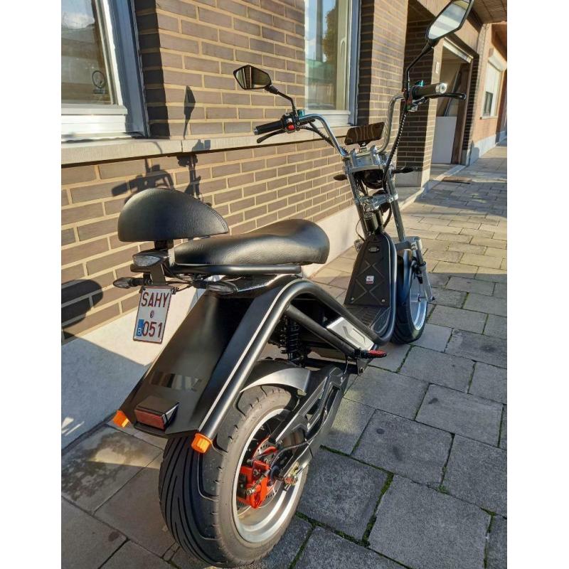 Scooter electrique 2000W 60V 20Ah 45km/h E-Thor Class A/B