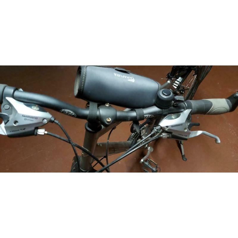 Velo diamond trekking cross sport gris 24 vitesses