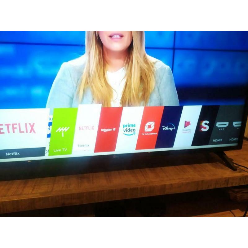 Smart TV LG 4K 110cm