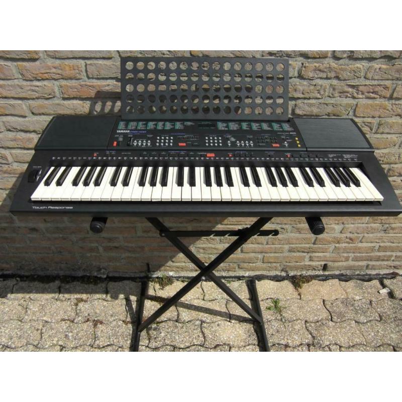 Synthétiseur YAMAHA PSR-400 - casque Sennheiser offert