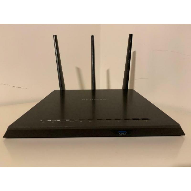 NETGEAR Nighthawk AC1900 R7000 - WiFi Router