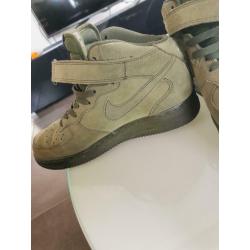 Nike Air force mid Green Maat 41