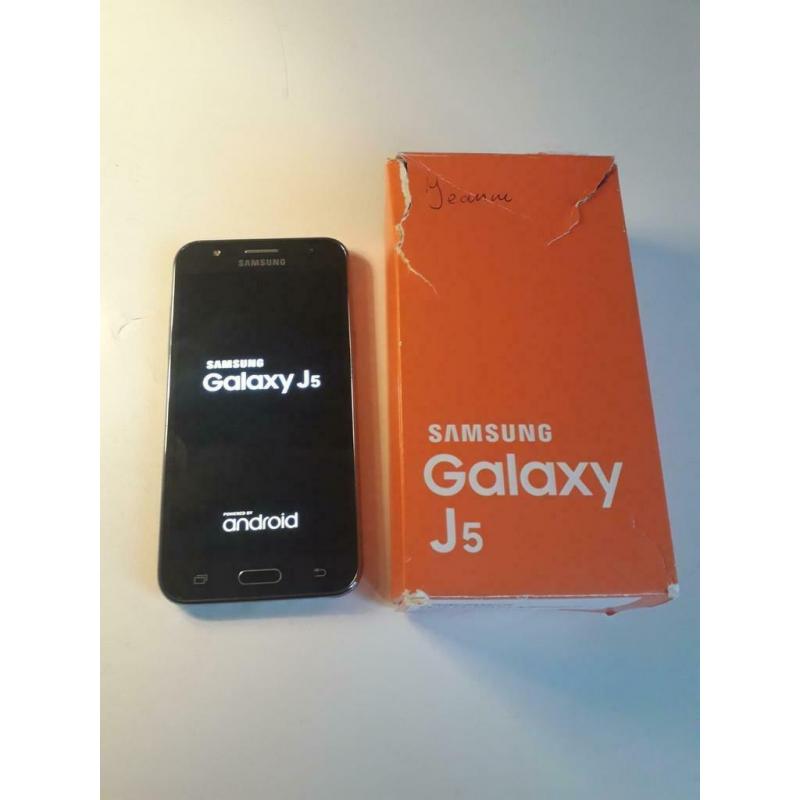 Samsung Galaxy J5 zwart 2015