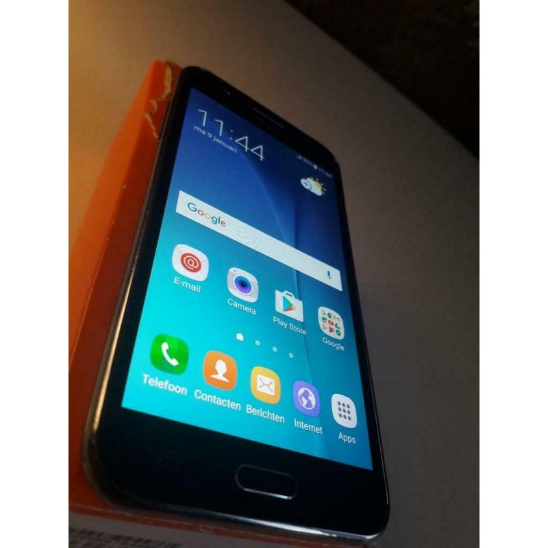 Samsung Galaxy J5 zwart 2015