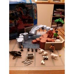 PLAYMOBIL 4013 enclos des pingouins avec d autres animaux